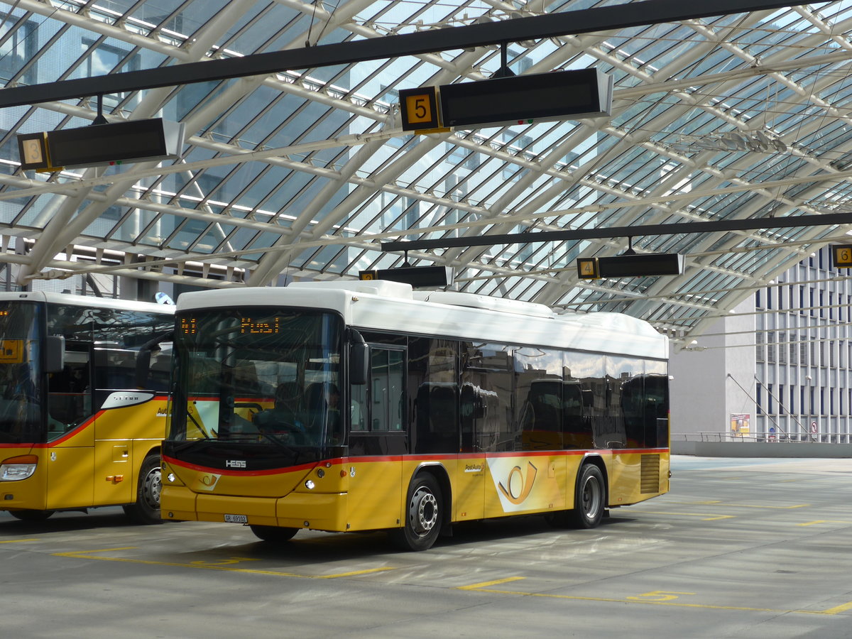 (174'267) - PostAuto Graub�nden - GR 69'102 - Scania/Hess am 21. August 2016 in Chur, Postautostation