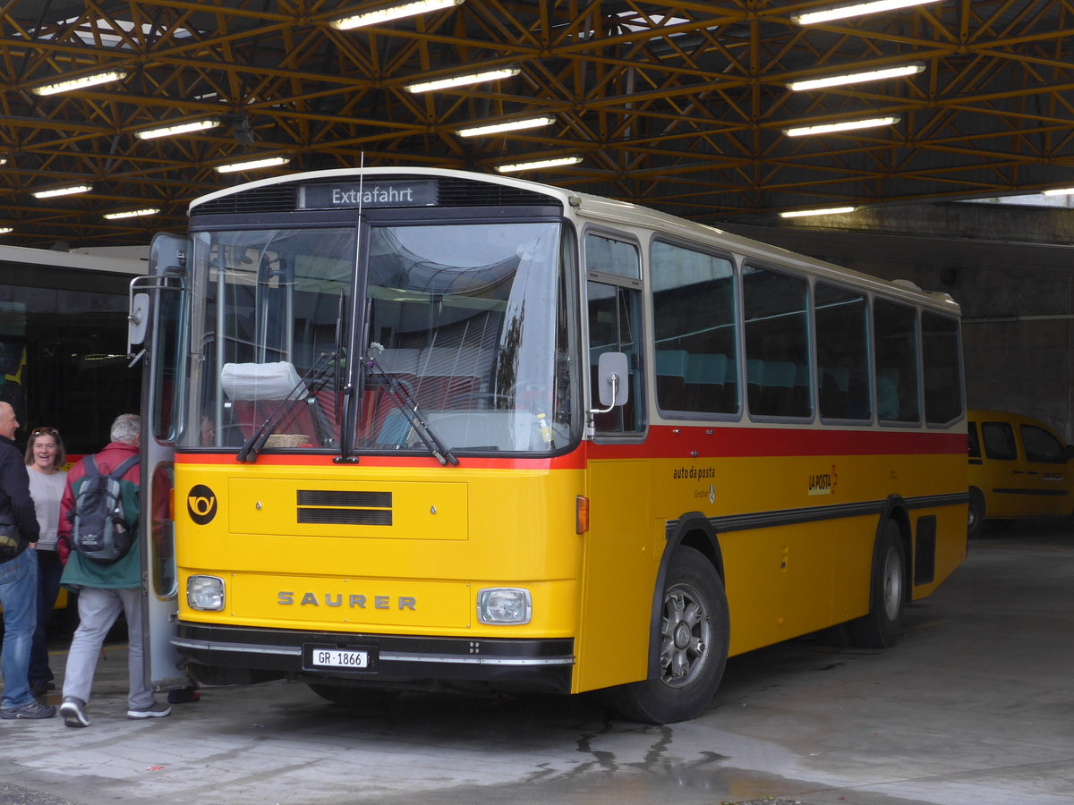 (174'939) - Mark, Andeer - GR 1866 - Saurer/R&J (ex PostAuto Graub�nden; ex P 24'350) am 18. September 2016 in Thusis, Postautostation