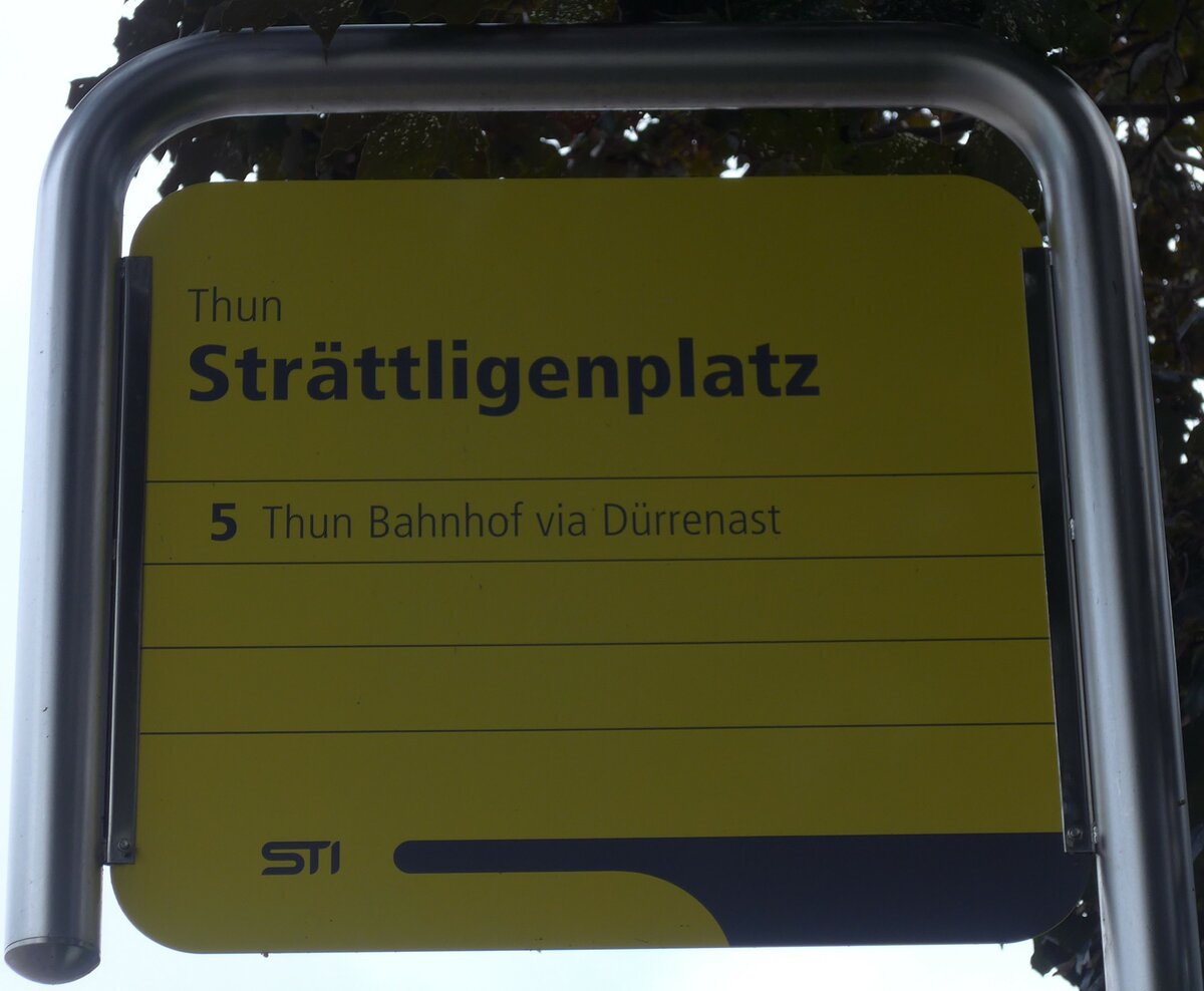 (175'060) - STI-Haltestellenschild - Thun, Str�ttligenplatz - am 21. September 2016