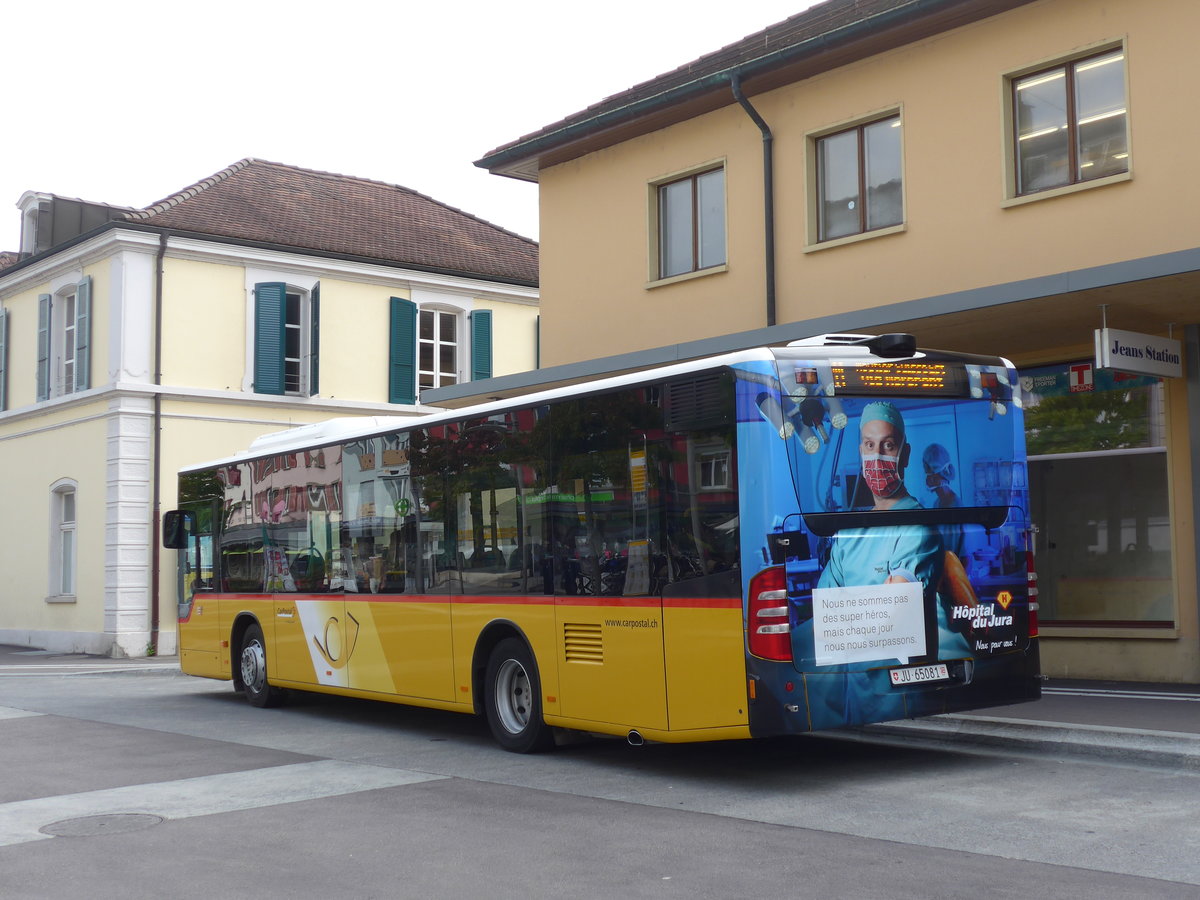 (175'493) - CarPostal Ouest - Nr. 14/JU 65'081 - Mercedes am 7. Oktober 2016 beim Bahnhof Del�mont