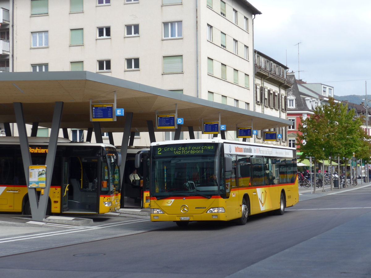 (175'501) - PostAuto Nordschweiz - BL 166'816 - Mercedes am 7. Oktober 2016 beim Bahnhof Del�mont (Einsatz CarPostal)