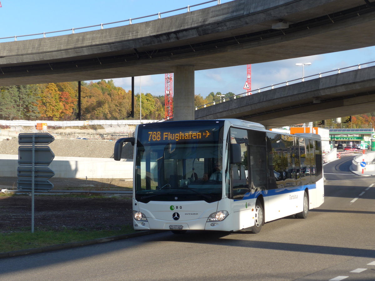 (175'690) - Welti-Furrer, Bassersdorf - Nr. 65/ZH 457'665 - Mercedes am 15. Oktober 2016 in Z�rich, Flughafen 