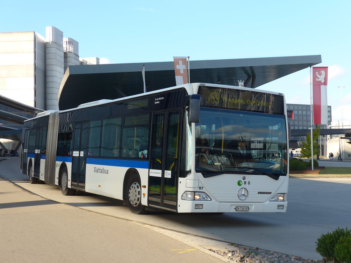 (175'694) - Welti-Furrer, Bassersdorf - Nr. 97/ZH 718'197 - Mercedes am 15. Oktober 2016 in Z�rich, Flughafen