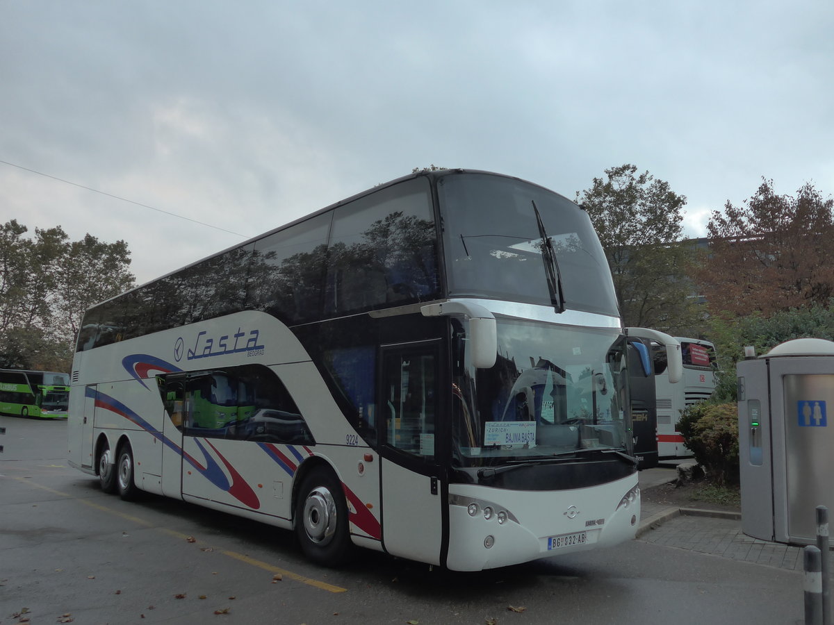 (175'711) - Aus Serbien: Lasta, Beograd - Nr. 9224/BG 032-AB - Volvo/Ayats am 18. Oktober 2016 in Z�rich, Sihlquai