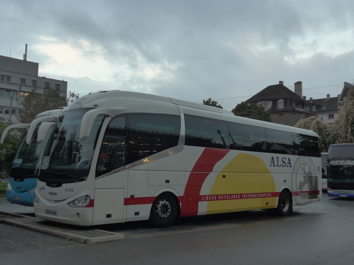 (175'712) - Aus Spanien: ALSA, Madrid - 2305 HVB - MAN/Irizar am 18. Oktober 2016 in Z�rich, Sihlquai