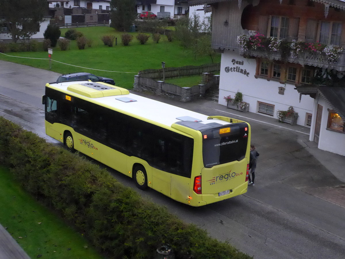 (175'998) - ZVB Jenbach - SZ 123 ZP - Mercedes am 19. Oktober 2016 in Pertisau, Karwendelt�ler