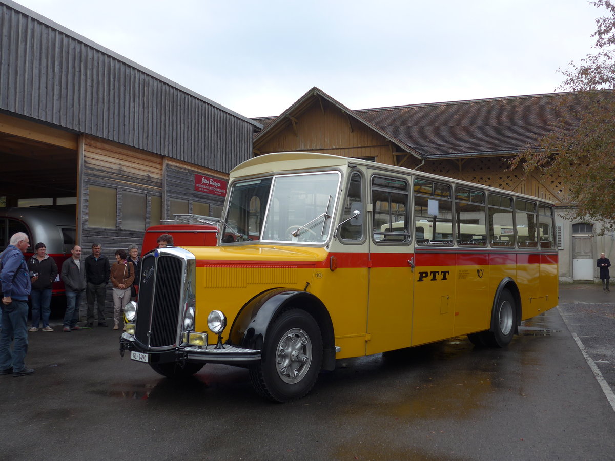 (176'315) - Biegger, Uster - Nr. 10/GL 1490 - Saurer/R&J (ex Sidler, Sempach) am 23. Oktober 2016 in Ziegelbr�cke, Museum