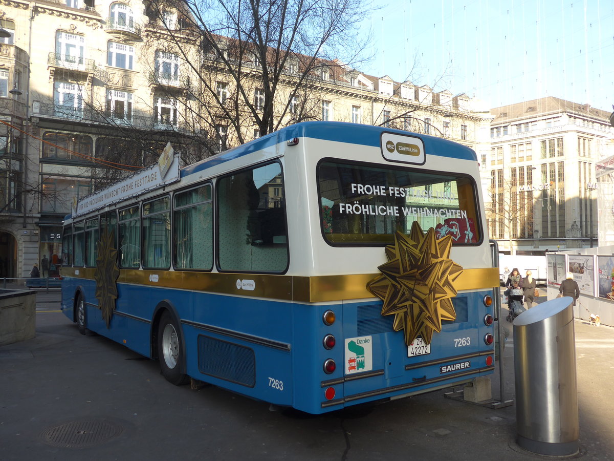 (176'914) - VBZ Z�rich - Nr. 7263/ZH 42'272 - Saurer/R&J (ex Nr. 473; ex Nr. 9017; ex Nr. 263) am 6. Dezember 2016 in Z�rich, Bahnhofstrasse