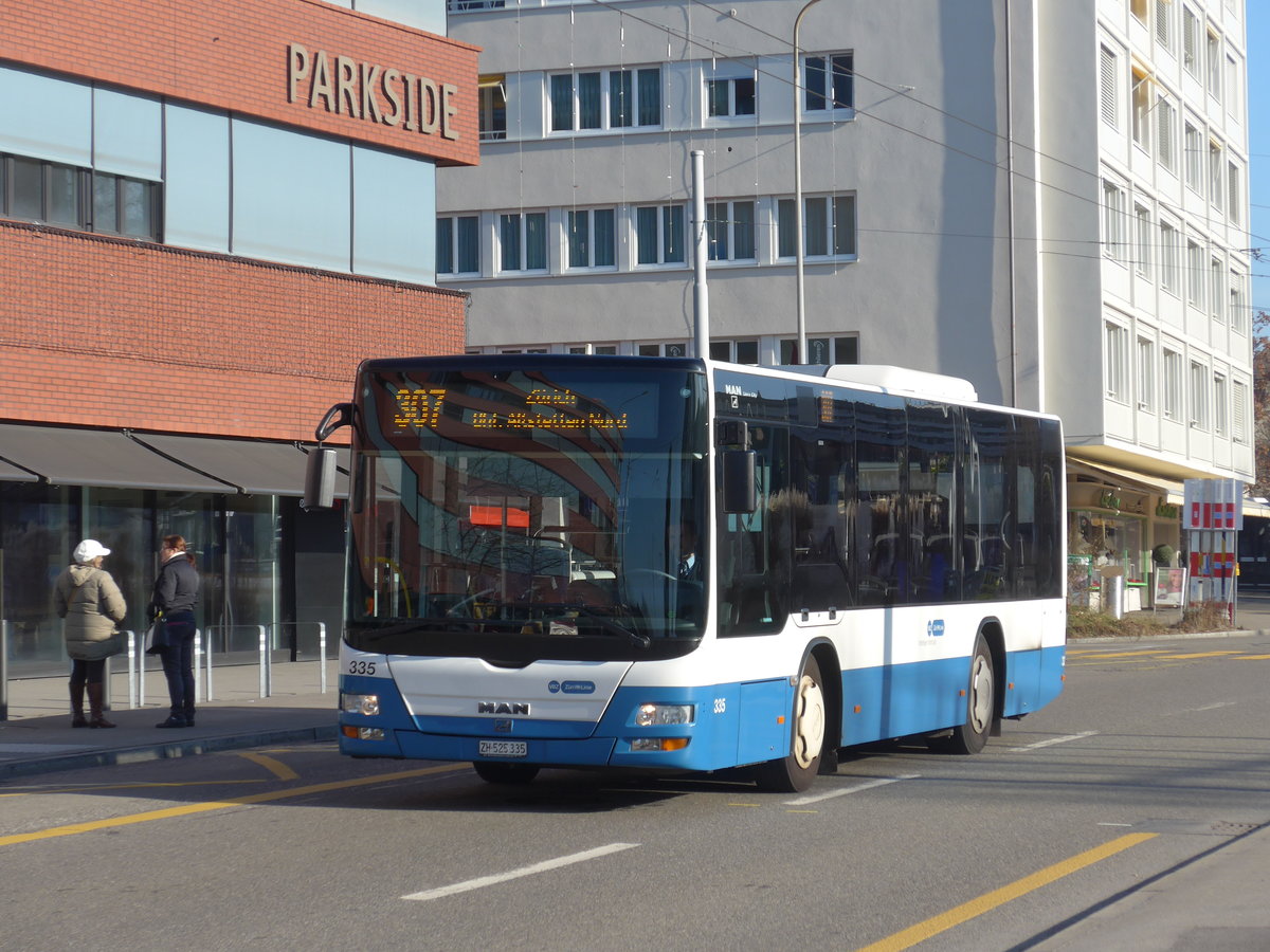 (176'945) - VBZ Z�rich - Nr. 335/ZH 525'335 - MAN/G�ppel am 6. Dezember 2016 in Schlieren, Zentrum/Bahnhof