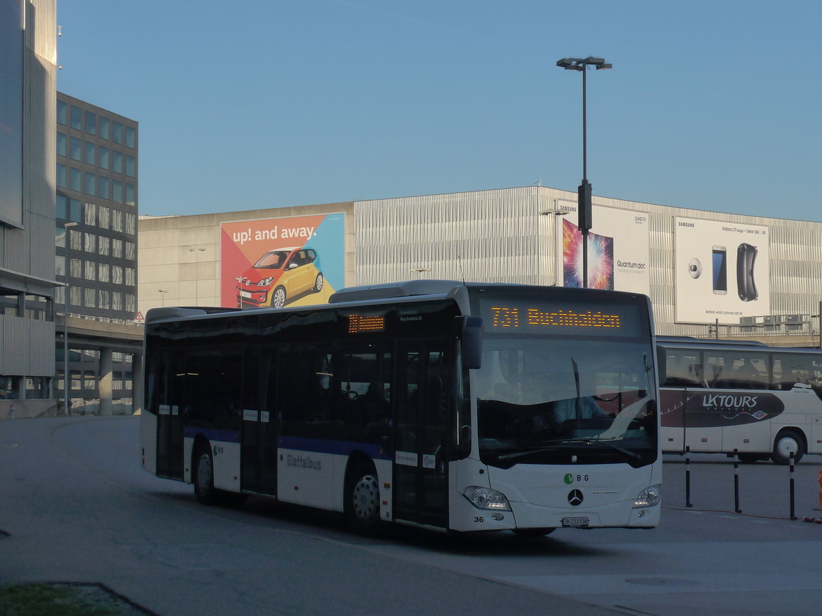(176'972) - Maag, Kloten - Nr. 36/ZH 233'536 - Mercedes am 6. Dezember 2016 in Z�rich, Flughafen