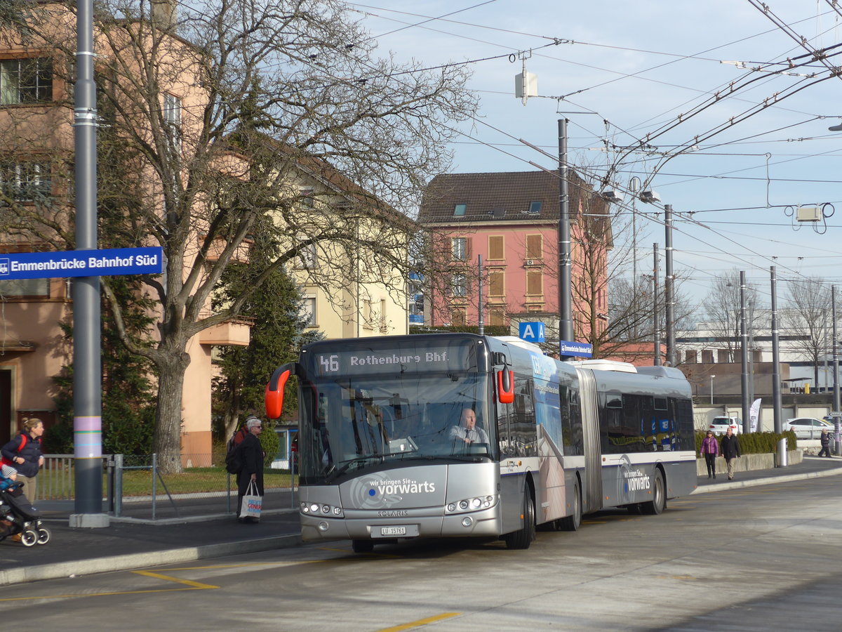 (177'156) - AAGR Rothenburg - Nr. 3/LU 15'761 - Solaris am 11. Dezember 2016 beim Bahnhof Emmenbr�cke S�d