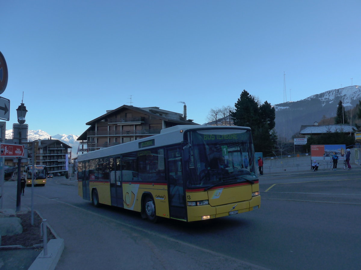 (177'249) - Lathion, Sion - Nr. 13/VS 19'078 - Volvo/Hess (ex Voegtlin-Meyer, Brugg Nr. 90) am 18. Dezember 2016 in Haute-Nendaz, T�l�cabine