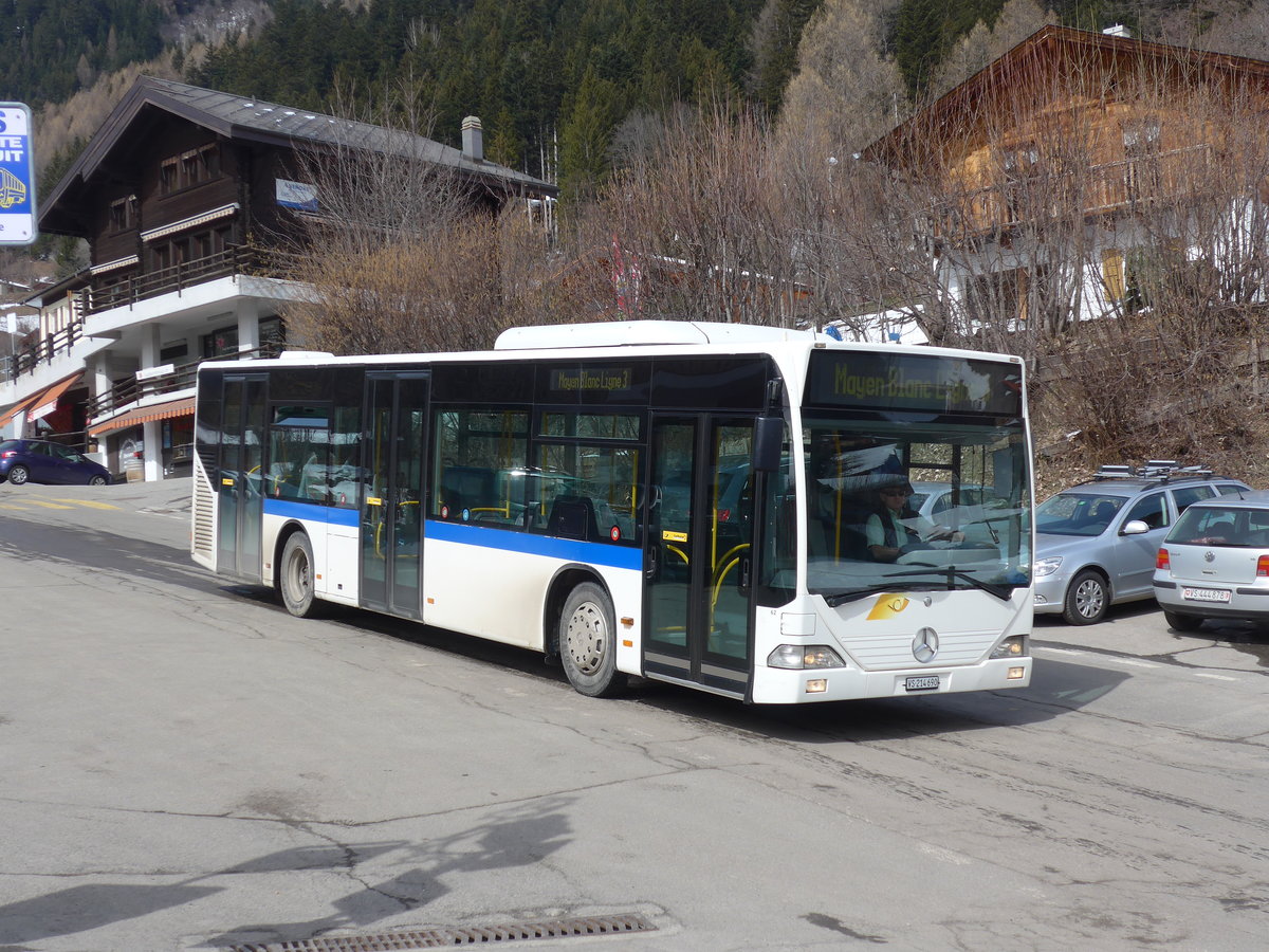 (178'970) - Buchard, Leytron - Nr. 62/VS 214'690 - Mercedes (ex Maag, Kloten Nr. 34) am 12. M�rz 2017 in Ovronnaz, Post