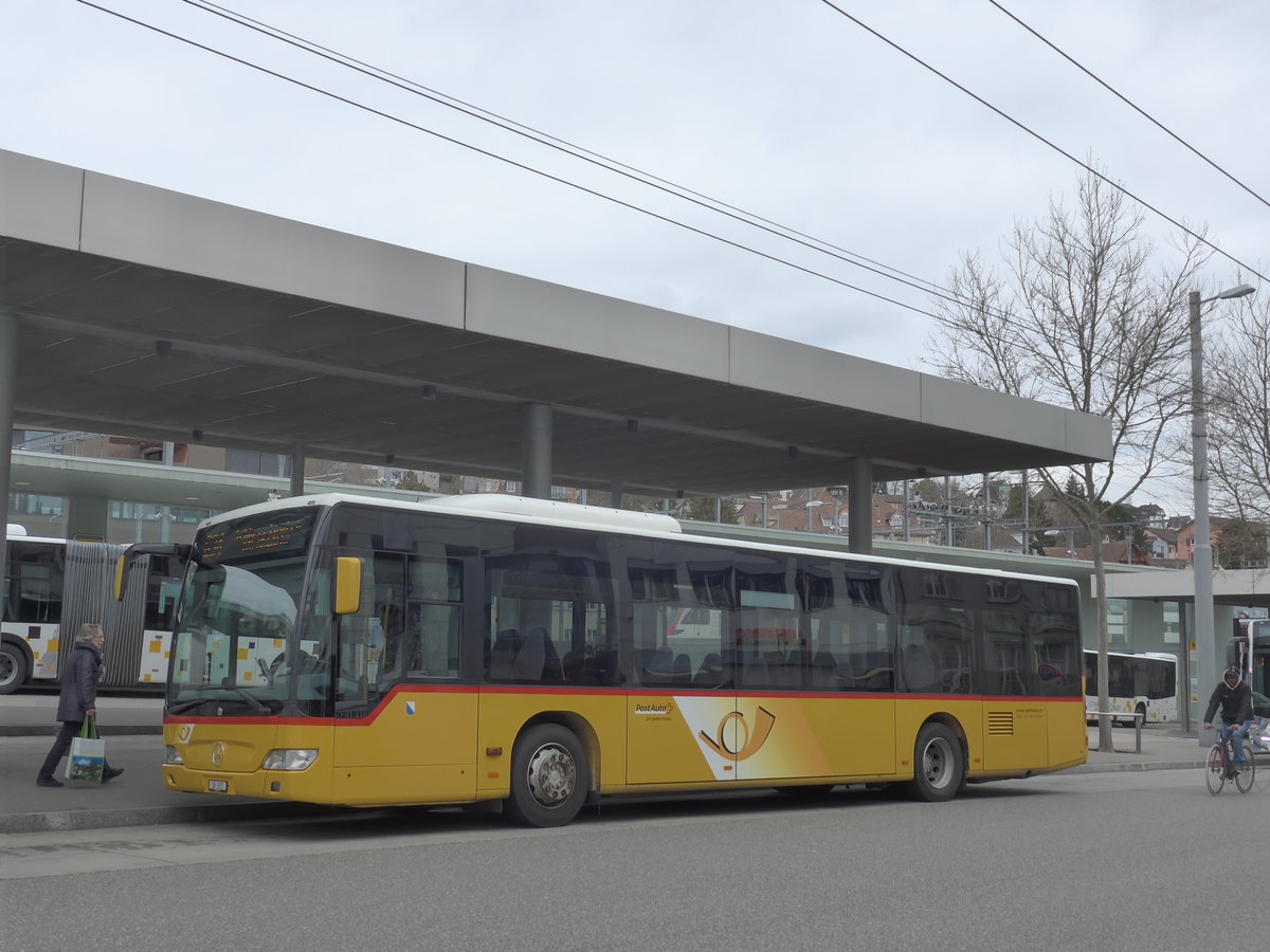 (179'024) - Rattin, Neuhausen - Nr. 253(17)/SH 917 - Mercedes am 20. M�rz 2017 beim Bahnhof Schaffhausen