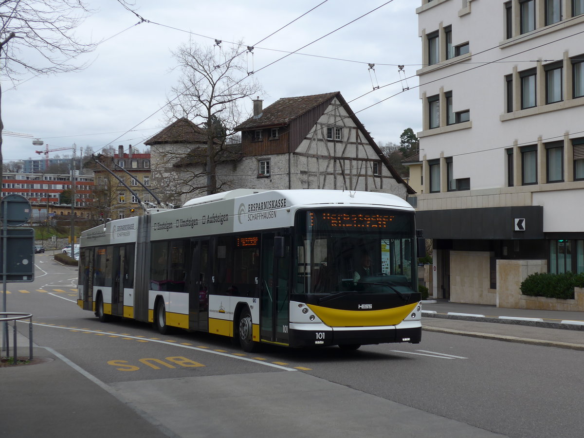 (179'048) - VBSH Schaffhausen - Nr. 101 - Hess/Hess Gelenktrolleybus am 20. M�rz 2017 beim Bahnhof Schaffhausen