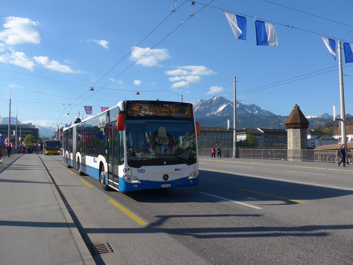 (179'397) - VBL Luzern - Nr. 180/LU 240'943 - Mercedes am 10. April 2017 in Luzern, Bahnhofbr�cke