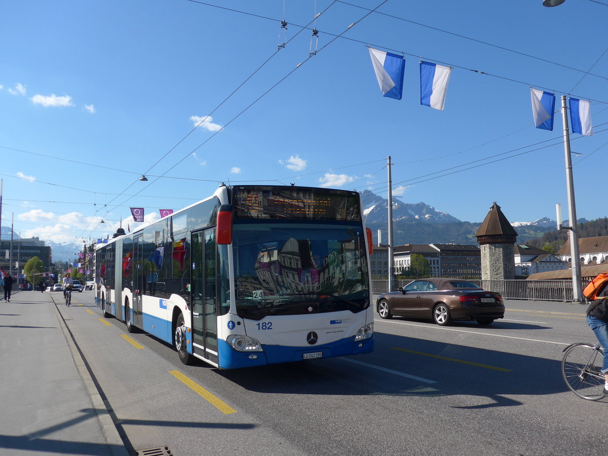(179'453) - VBL Luzern - Nr. 182/LU 241'195 - Mercedes am 10. April 2017 in Luzern, Bahnhofbr�cke