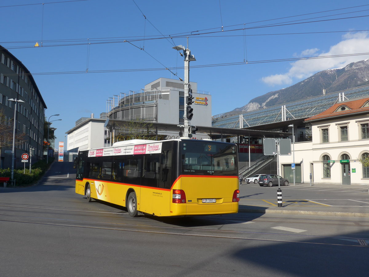 (179'544) - D�nser, Trimmis - GR 5865 - MAN am 14. April 2017 beim Bahnhof Chur