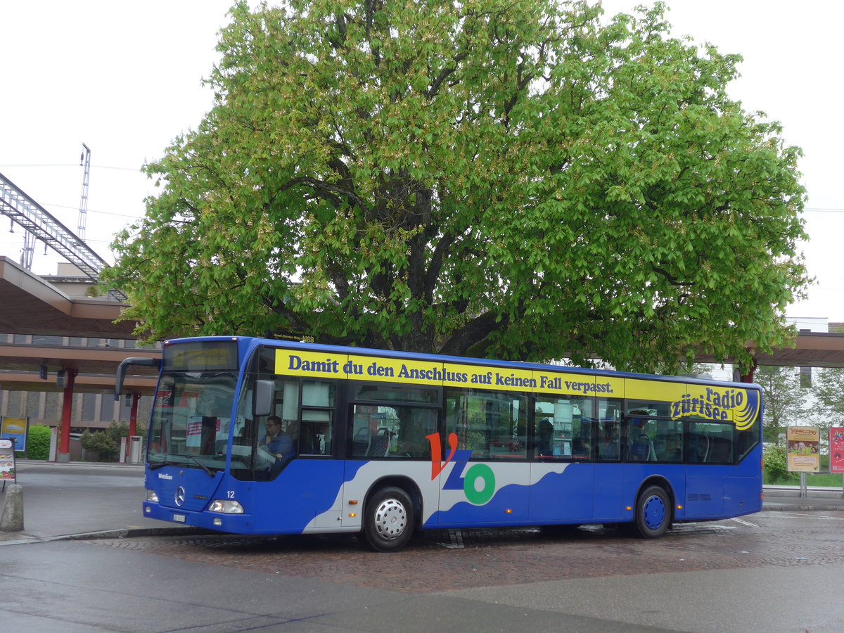 (179'619) - VZO Gr�ningen - Nr. 12/ZH 41'412 - Mercedes am 16. April 2017 beim Bahnhof Wetzikon