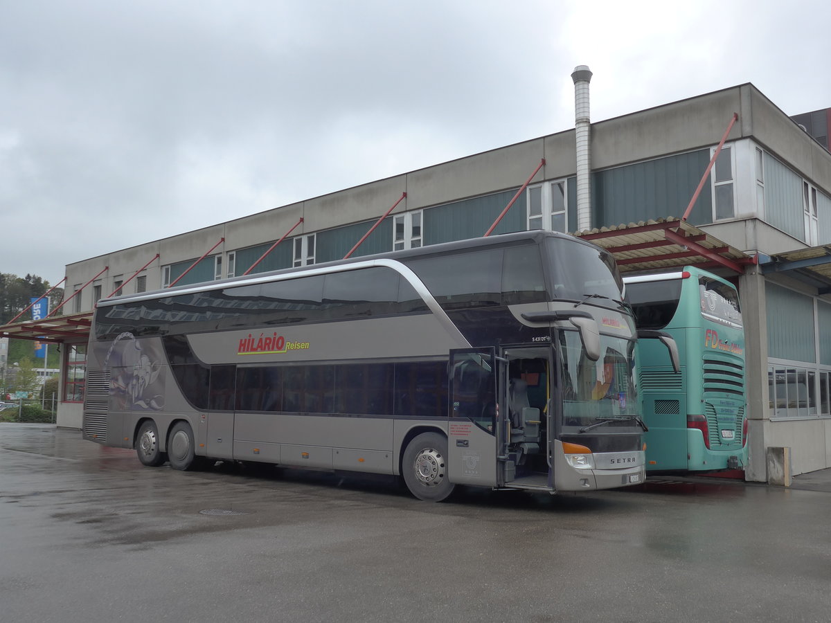 (179'728) - Hil�rio, Sch�tz - LU 254'807 - Setra (ex Domo, Glattbrugg) am 26. April 2017 in Kloten, EvoBus