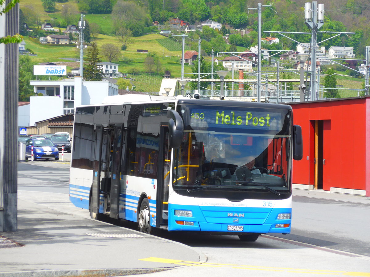 (180'005) - BSW Sargans - Nr. 315/SG 297'505 - MAN/G�ppel am 4. Mai 2017 beim Bahnhof Sargans