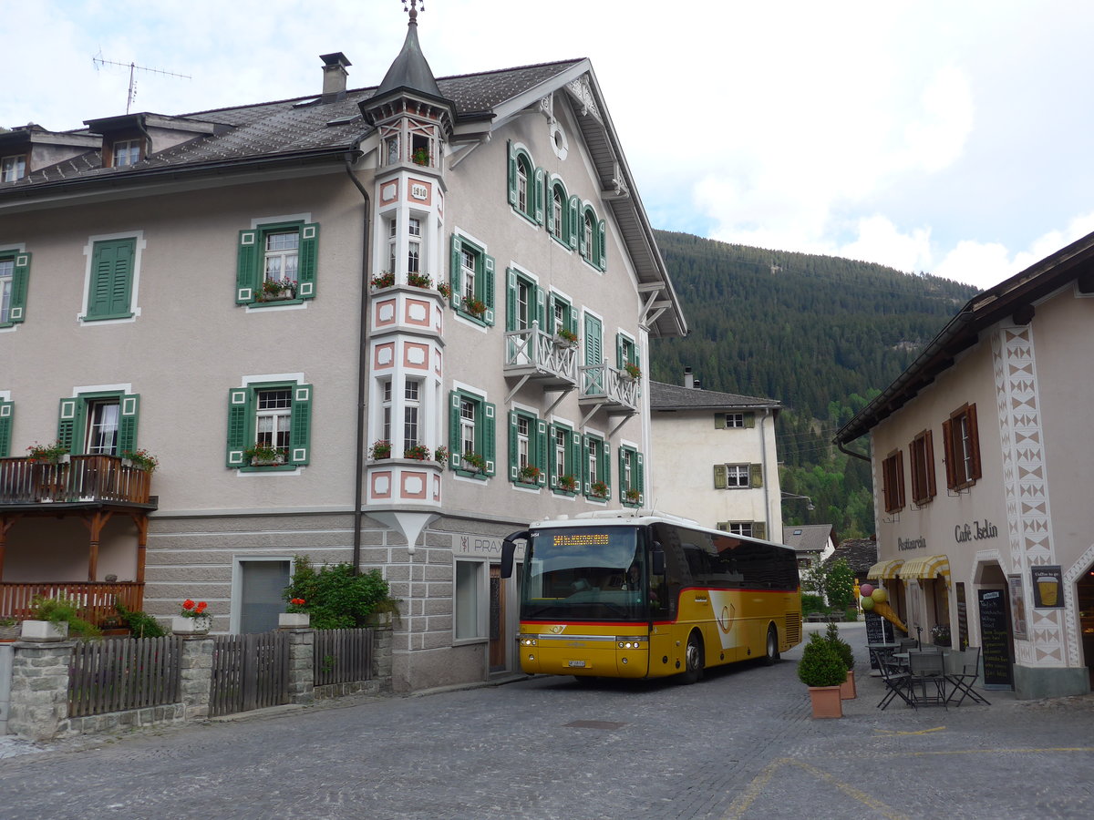 (180'479) - TpM, Mesocco - Nr. 16/GR 108'016 - Van Hool (ex PostAuto Graub�nden) am 23. Mai 2017 in Andeer, Post