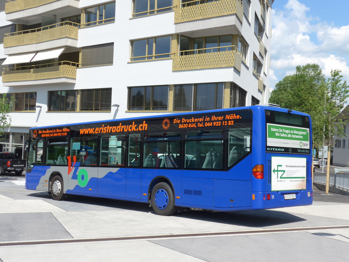 (181'120) - VZO Gr�ningen - Nr. 11/ZH 291'995 - Mercedes am 15. Juni 2017 beim Bahnhof Jona