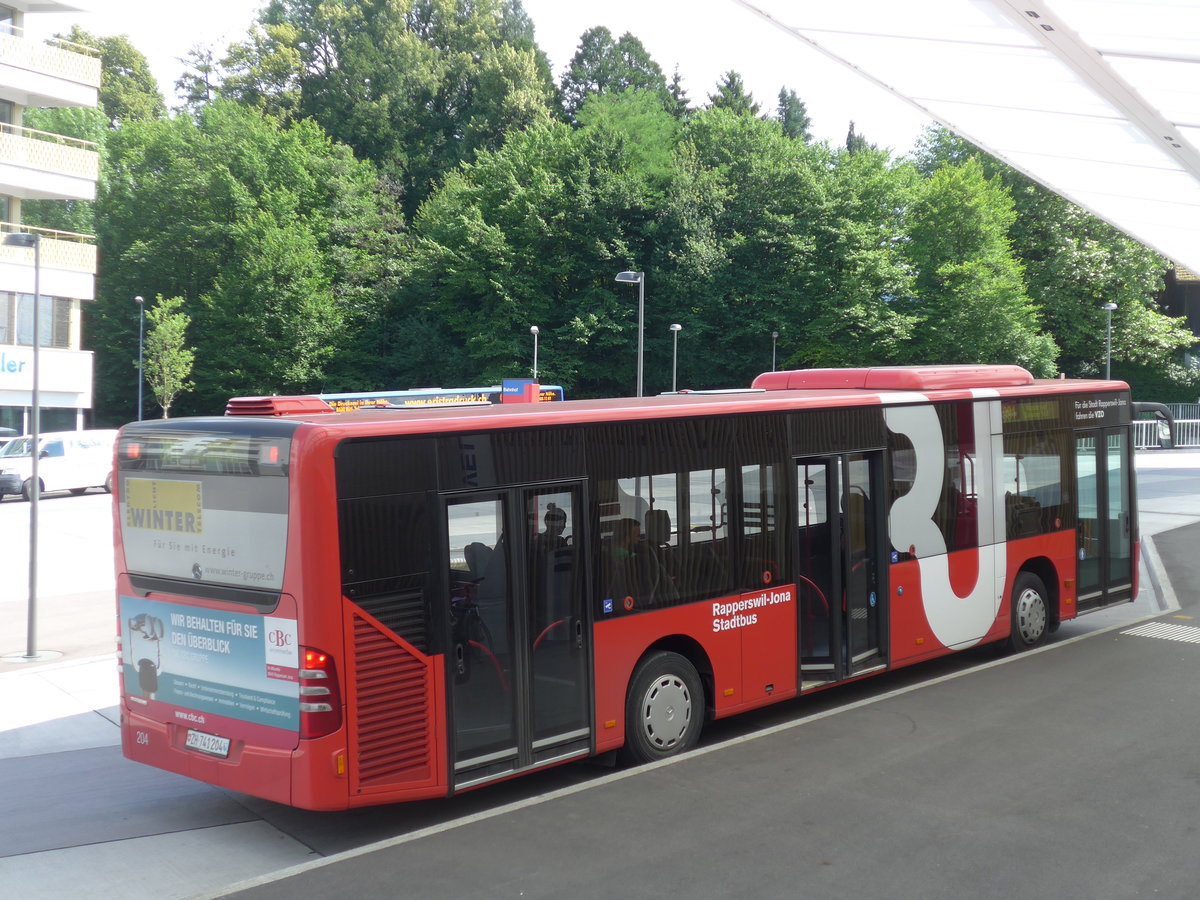 (181'122) - VZO Gr�ningen - Nr. 204/ZH 741'204 - Mercedes am 15. Juni 2017 beim Bahnhof Jona