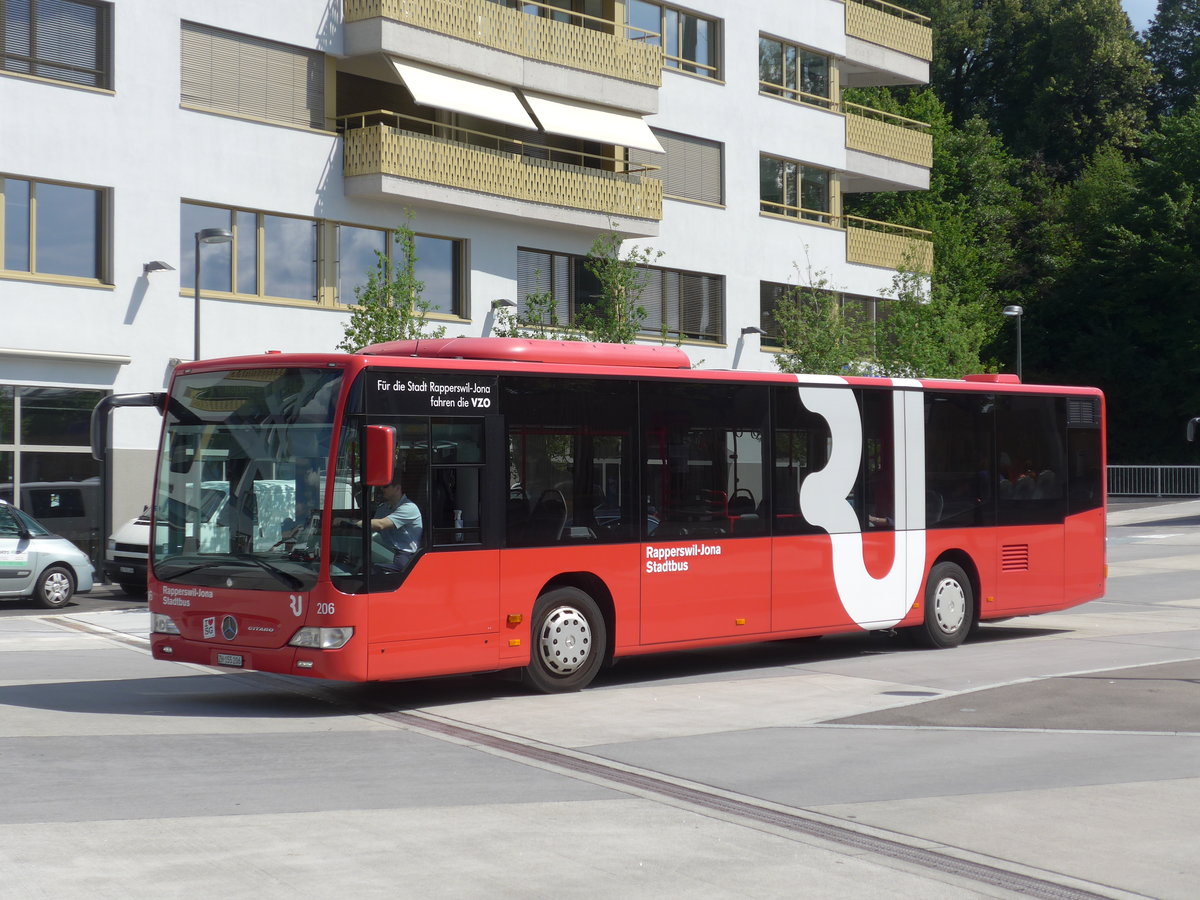 (181'126) - VZO Gr�ningen - Nr. 206/ZH 155'206 - Mercedes am 15. Juni 2017 beim Bahnhof Jona
