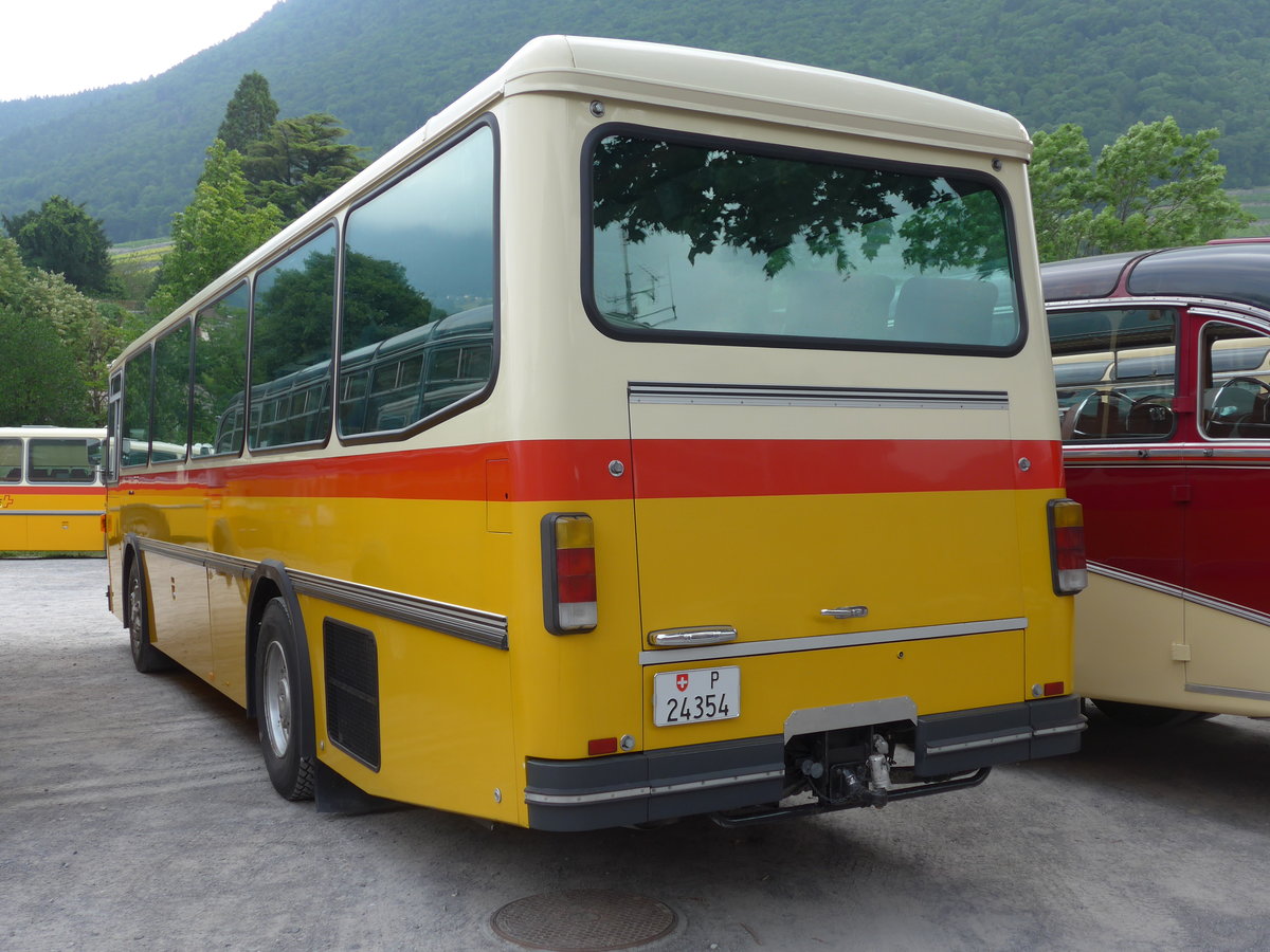 (181'296) - Riviera Carburant Lavage, St-L�gier -  P 24'354  - Saurer/R&J (ex Fischer, D-Weilheim; ex ZVB Zug Nr. 141; ex ZVB Zug Nr. 41; ex P 24'354) am 24. Juni 2017 in Aigle, Saurertreffen