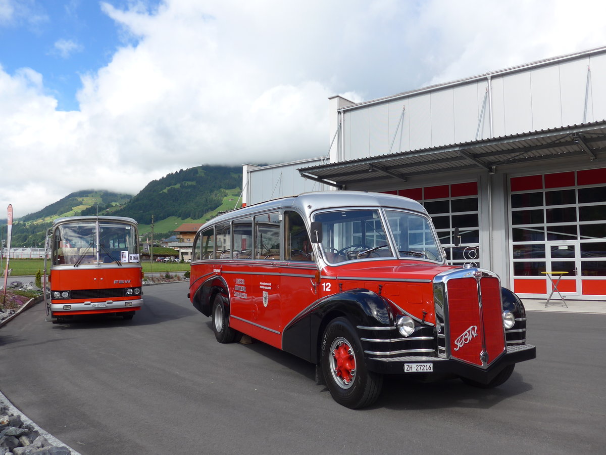 (181'620) - FBW-Club, M�nnedorf - ZH 123'180 - FBW/R&J (ex Tiemann, Oetwil Nr. 19; ex W�est, Brittnau; ex Wespe, Altst�tten; ex AFA Adelboden Nr. 19) + Meier, Gr�t - Nr. 12/ZH 27'216 - FBW/R&J (ex Wespe, Altst�tten; ex AFA Adelboden Nr. 12) am 1. Juli 2017 in Frutigen, Garage