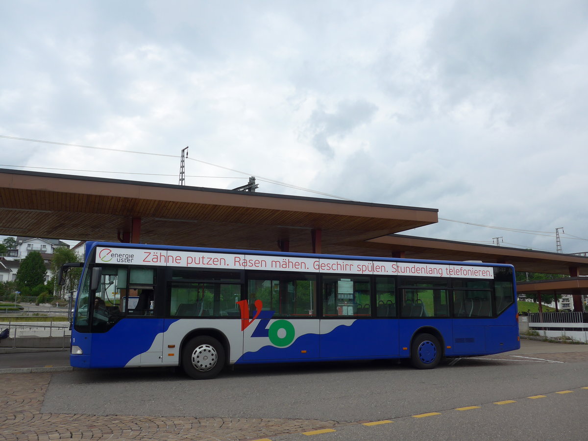 (181'958) - VZO Gr�ningen - Nr. 1/ZH 41'401 - Mercedes am 10. Juli 2017 beim Bahnhof Wetzikon