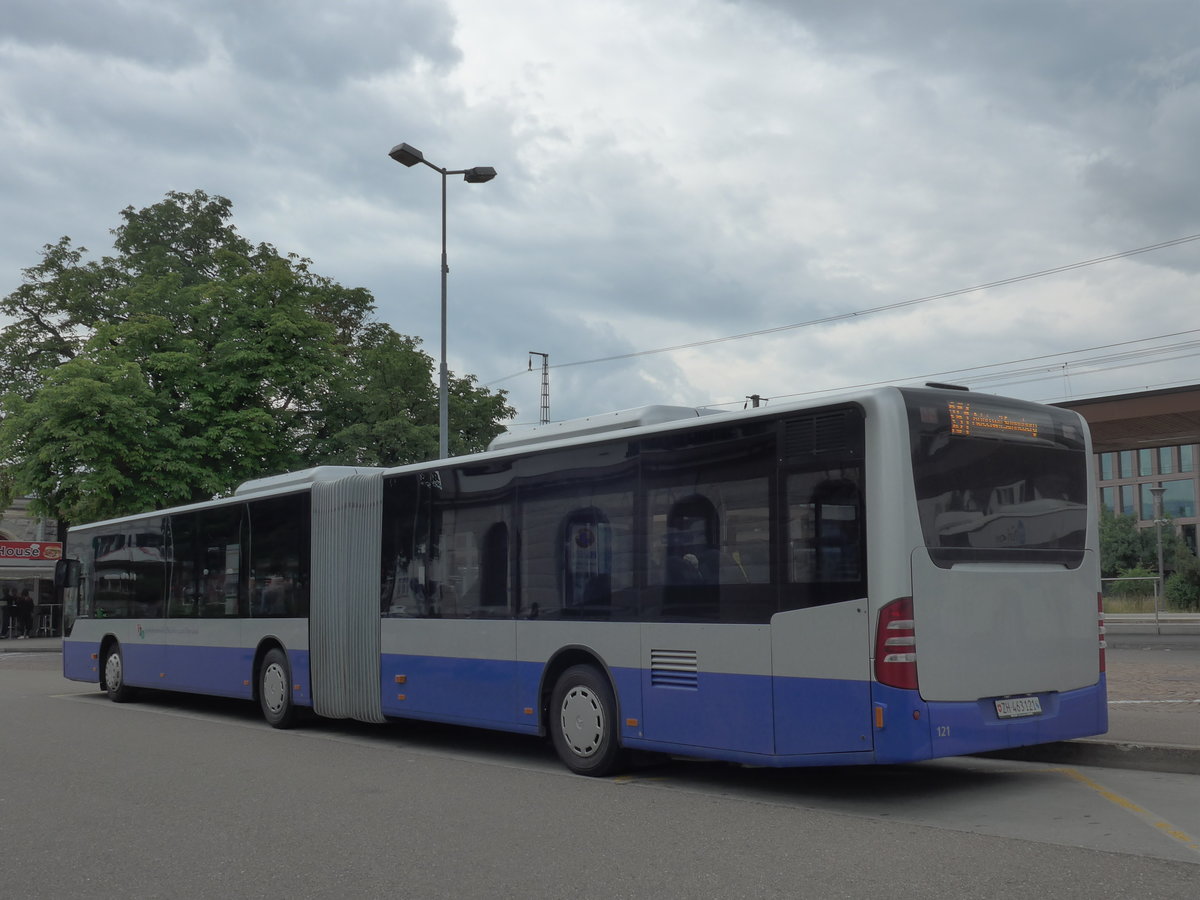 (181'962) - VZO Gr�ningen - Nr. 121/ZH 463'121 - Mercedes am 10. Juli 2017 beim Bahnhof Wetzikon