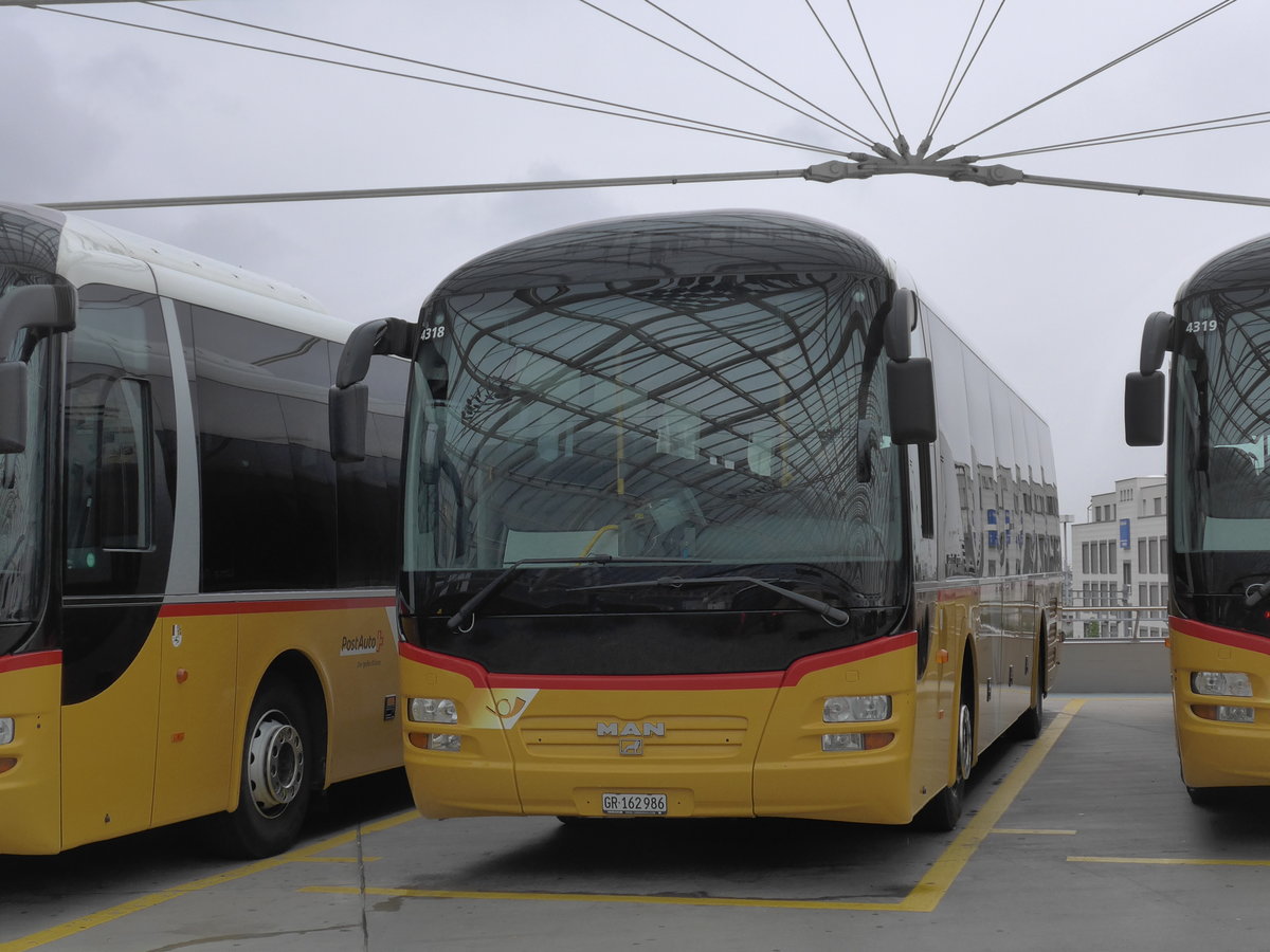 (182'234) - PostAuto Graub�nden - GR 162'986 - MAN am 24. Juli 2017 in Chur, Postautostation