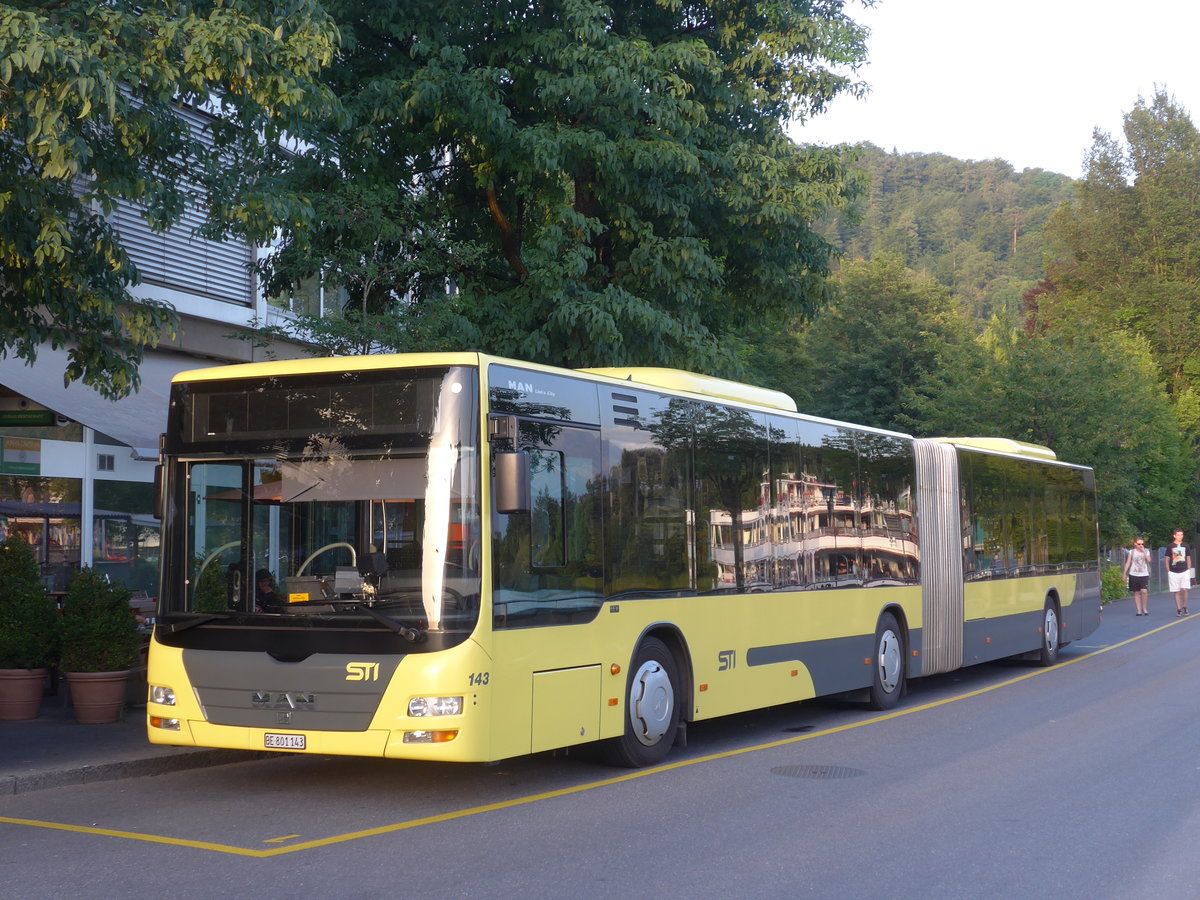 (182'511) - STI Thun - Nr. 143/BE 801'143 - MAN am 2. August 2017 bei der Schiffl�ndte Thun