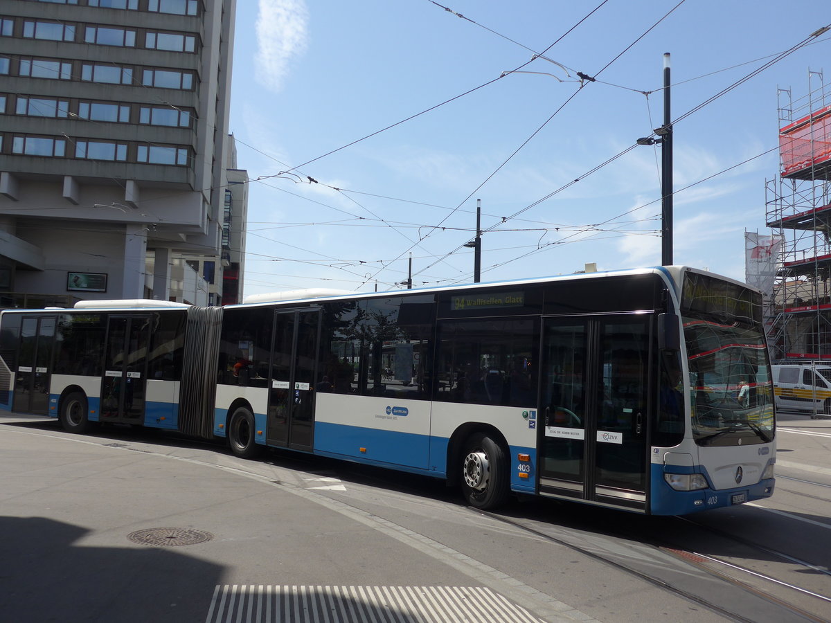 (182'637) - VBZ Z�rich - Nr. 403/ZH 745'403 - Mercedes am 3. August 2017 beim Bahnhof Z�rich-Oerlikon