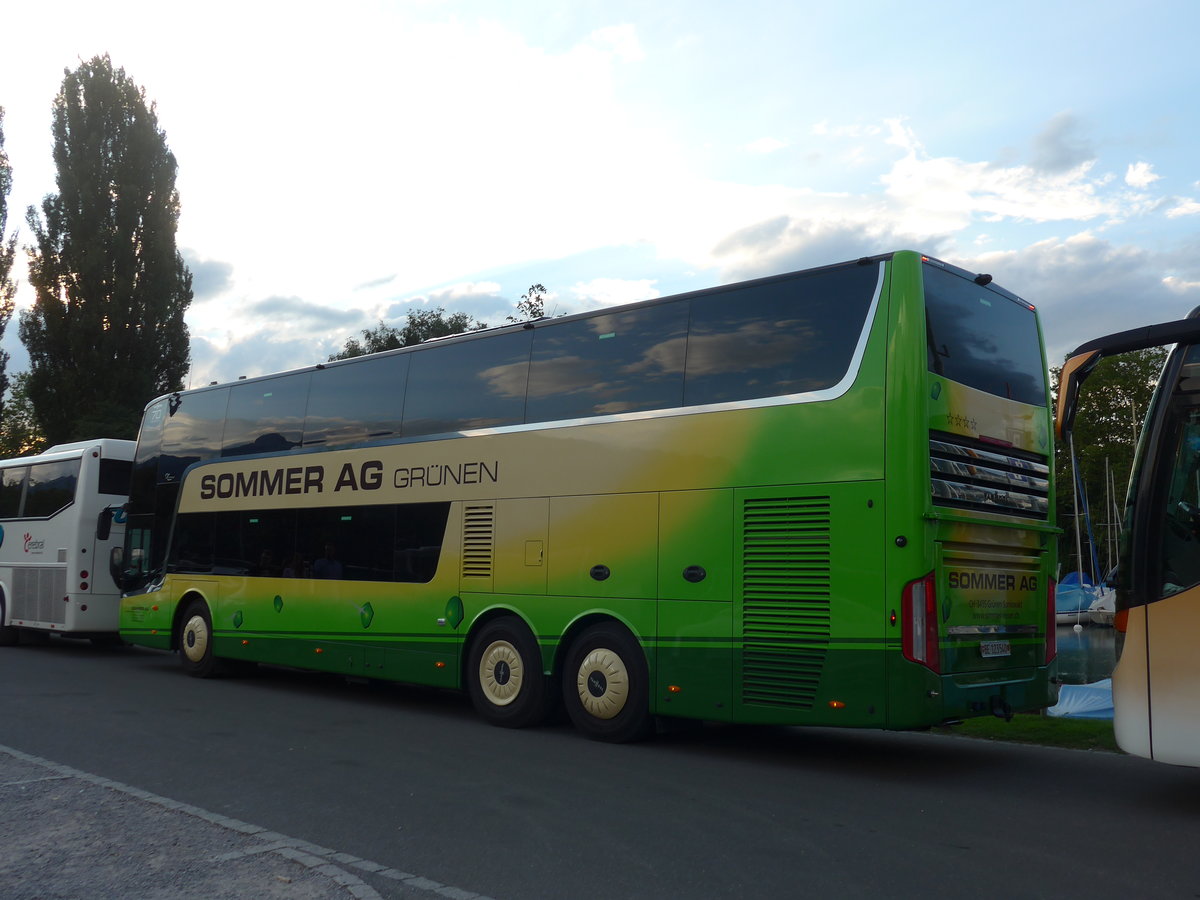 (182'807) - Sommer, Gr�nnen - BE 123'540 - Van Hool am 5. August 2017 in Thun, Strandbad