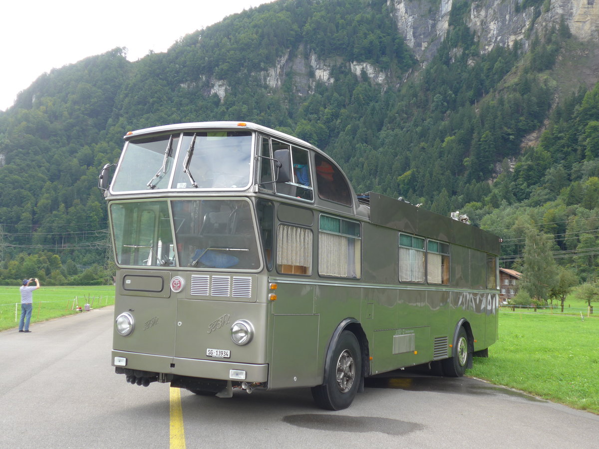 (183'539) - Schneider, Schmerikon - SG 13'934 - FBW/T�scher Hochlenker (ex Basler, Hofstetten; ex VBZ Z�rich Nr. 244) am 19. August 2017 in Unterbach, Rollfeld