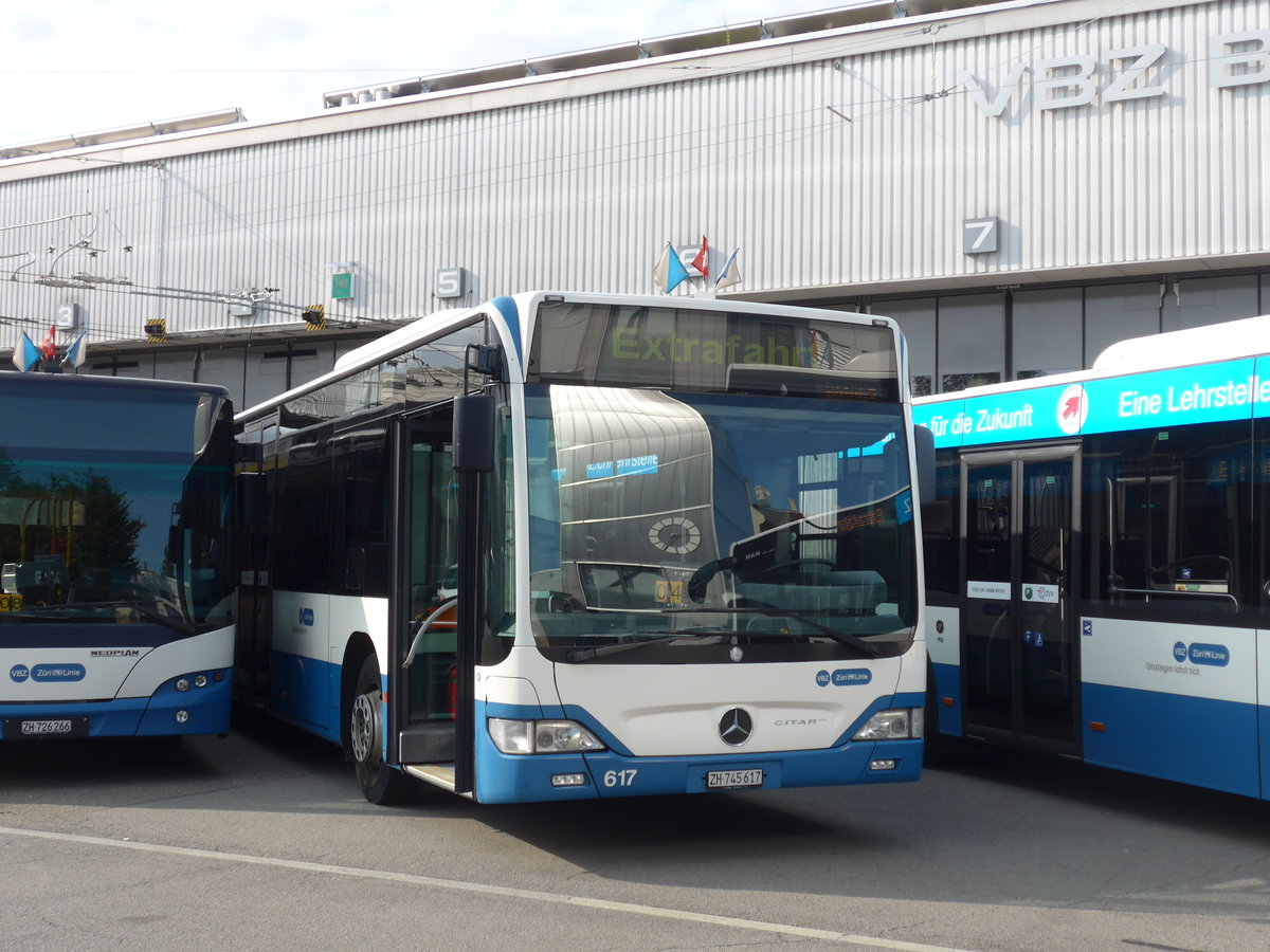 (183'655) - VBZ Z�rich - Nr. 617/ZH 745'617 - Mercedes am 20. August 2017 in Z�rich, Garage Hardau