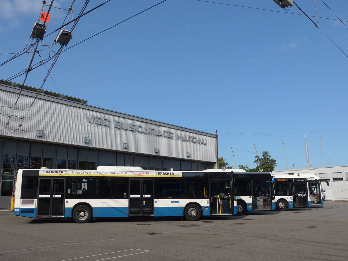 (183'661) - VBZ Z�rich - Nr. 266/ZH 726'266 - Neoplan am 20. August 2017 in Z�rich, Garage Hardau