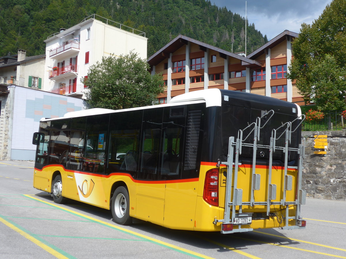 (183'988) - TPC Aigle - VD 1261 - Mercedes am 24. August 2017 beim Bahnhof Le S�pey