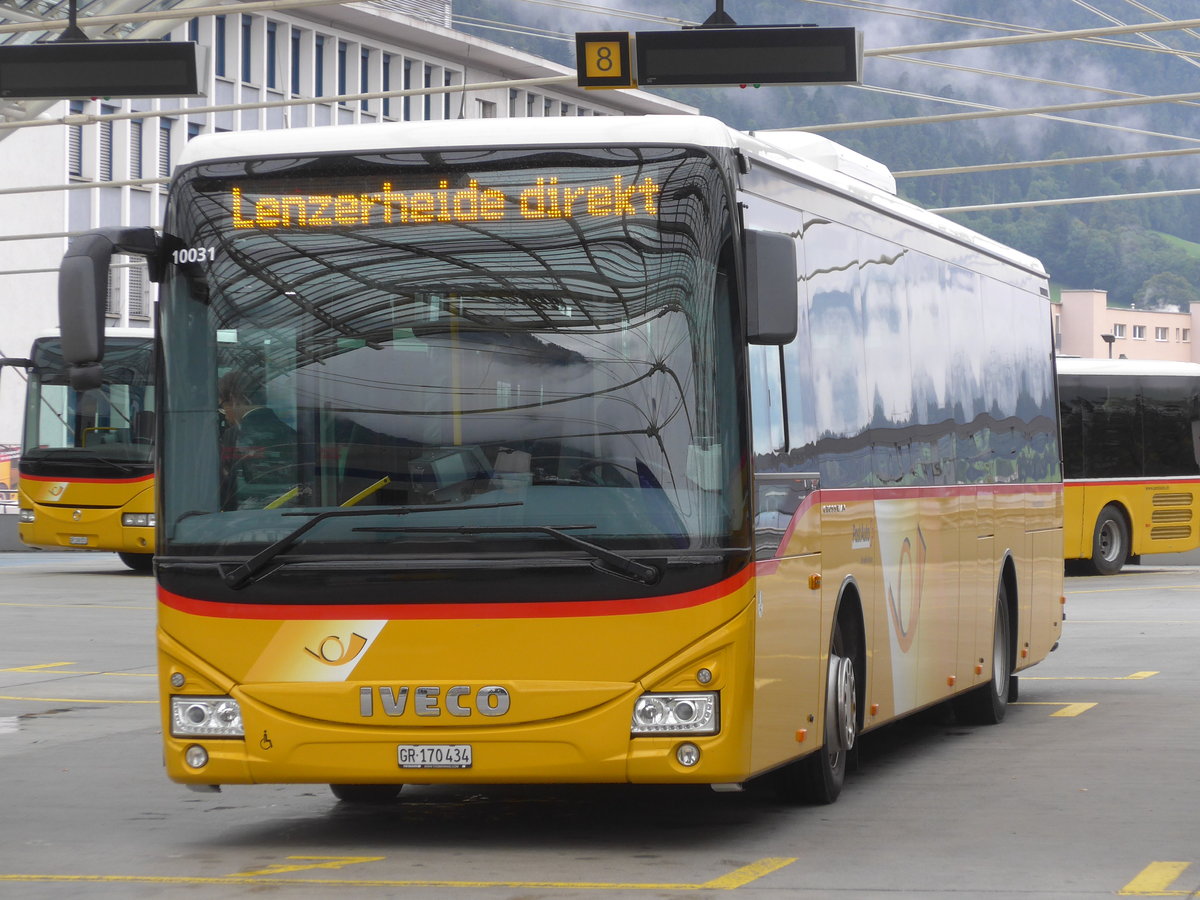 (184'798) - PostAuto Graub�nden - GR 170'434 - Iveco am 16. September 2017 in Chur, Postautostation