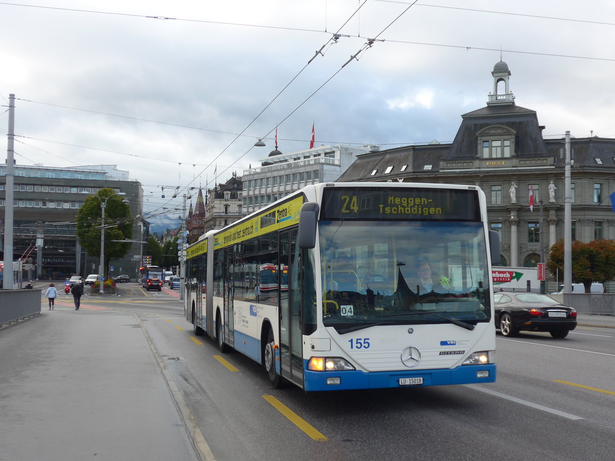 (185'118) - VBL Luzern - Nr. 155/LU 15'018 - Mercedes am 18. September 2017 in Luzern, Bahnhofbr�cke