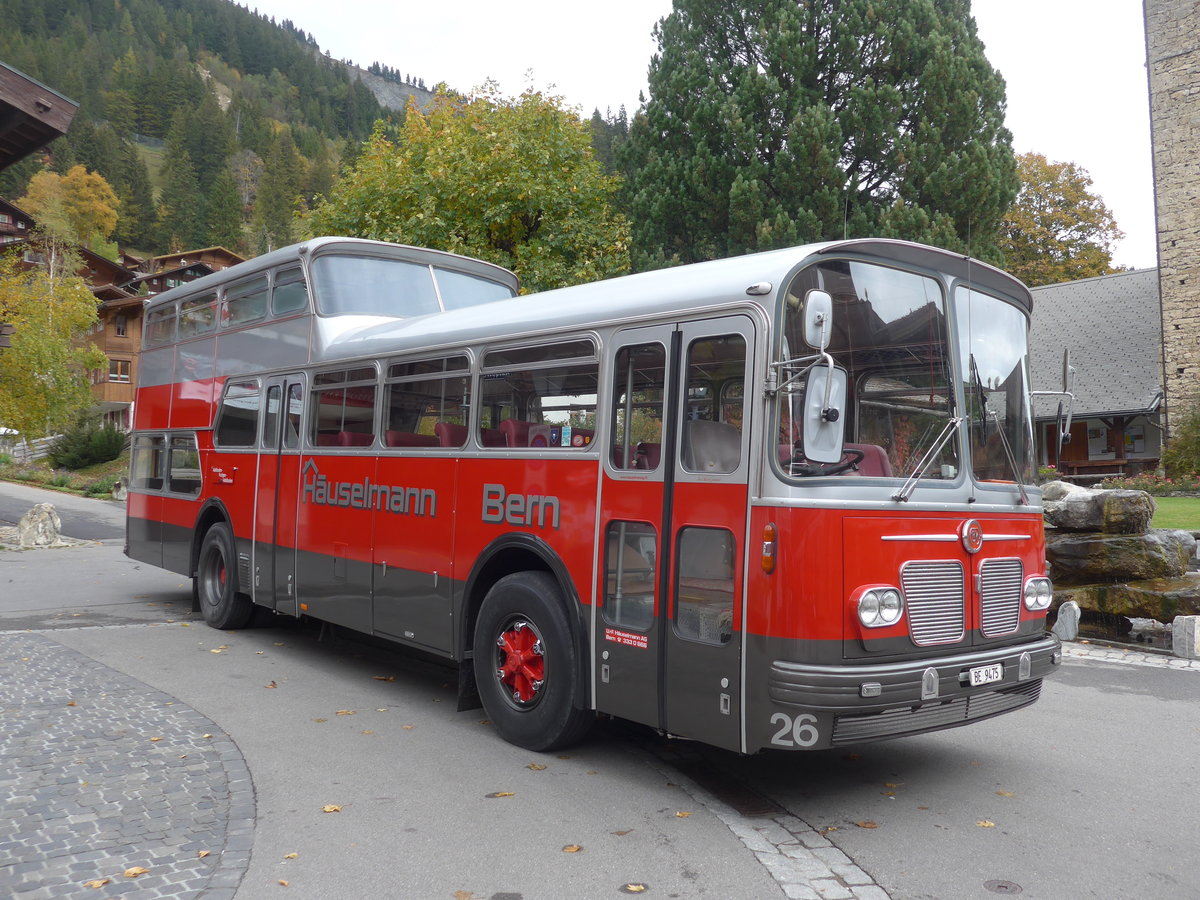 (185'791) - H�uselmann, Bern - Nr. 26/BE 9475 - FBW/Vetter-R&J Anderthalbdecker (ex AFA Adelboden Nr. 9) am 8. Oktober 2017 in Adelboden, Kathrinenplatz