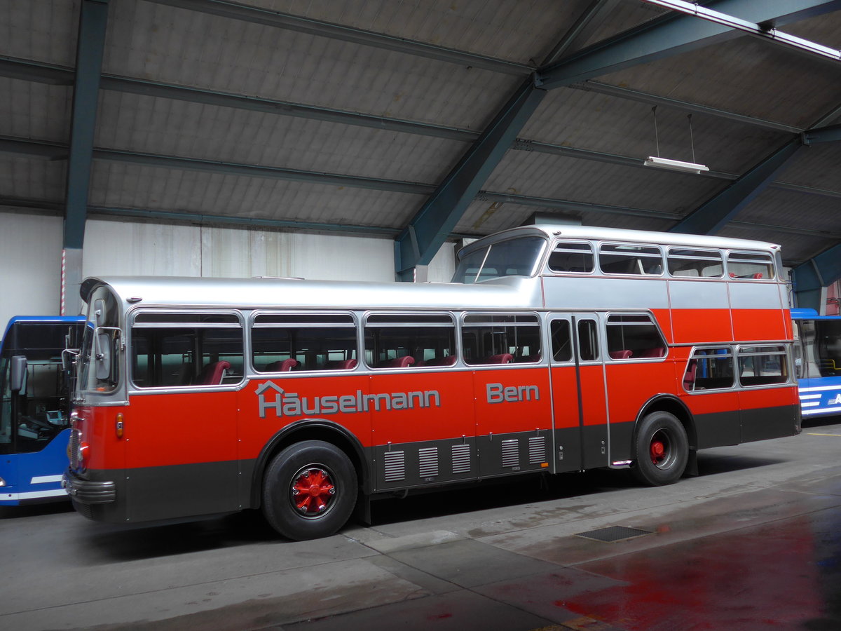 (185'803) - H�uselmann, Bern - Nr. 26/BE 9475 - FBW/Vetter-R&J Anderthalbdecker (ex AFA Adelboden Nr. 9) am 8. Oktober 2017 in Adelboden, Busstation