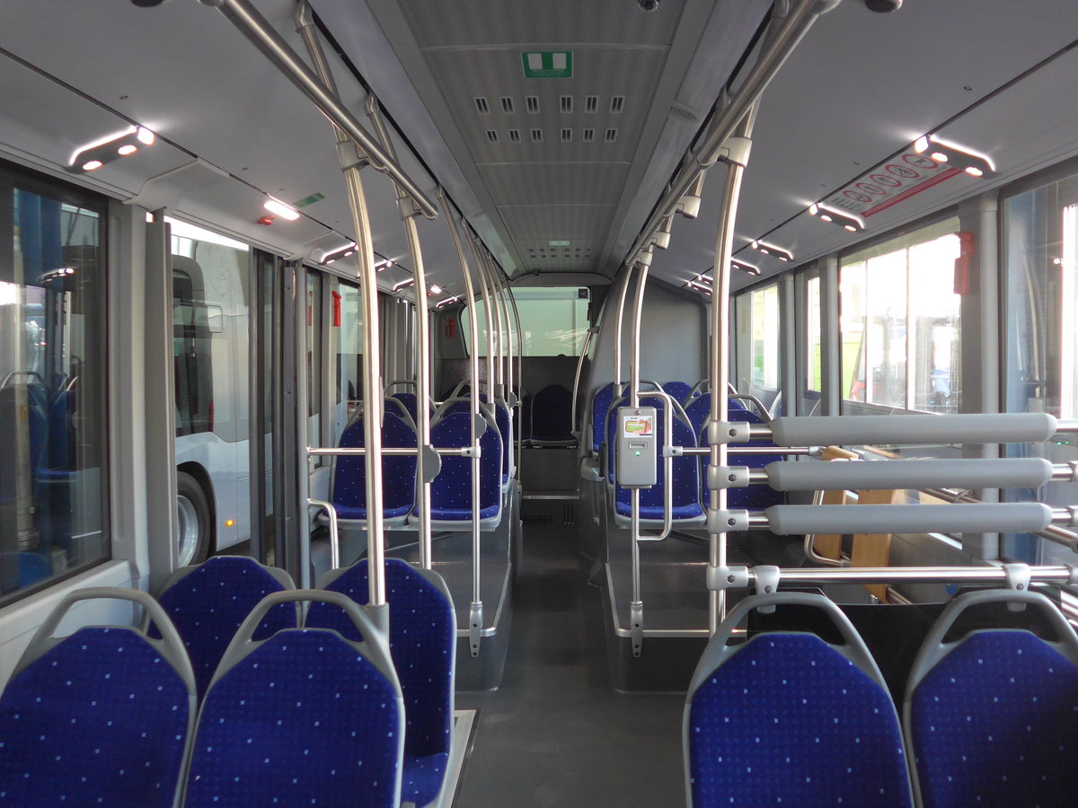 (186'208) - VZO Gr�ningen - Nr. 10 - Mercedes am 3. November 2017 in Kloten, EvoBus (Innenaufnahme)