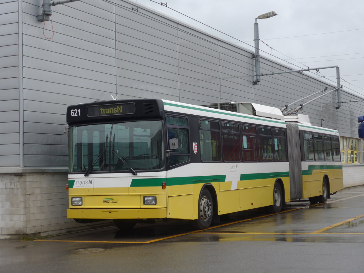 (186'680) - transN, La Chaux-de-Fonds - Nr. 621 - NAW/Hess Gelenktrolleybus (ex TN Neuch�tel Nr. 121) am 25. November 2017 in Marin, D�p�t