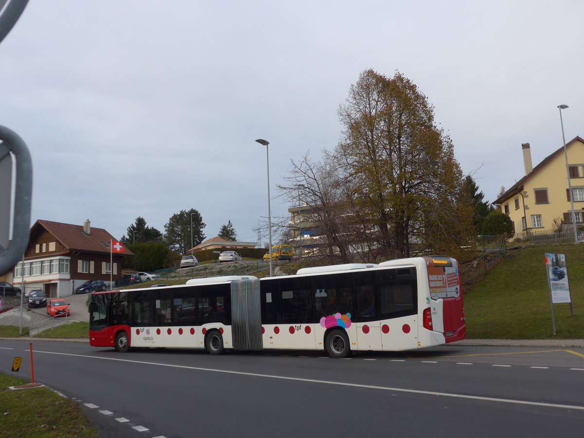 (186'692) - TPF Fribourg - Nr. 552/FR 300'408 - Mercedes am 27. November 2017 in Marly, Marly-Cit�