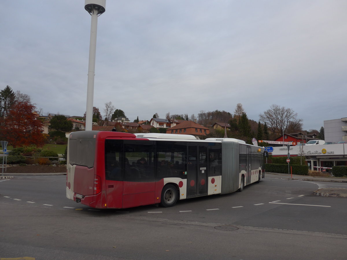 (186'705) - TPF Fribourg - Nr. 123/FR 300'254 - Mercedes am 27. November 2017 in Marly, Marly-Cit�