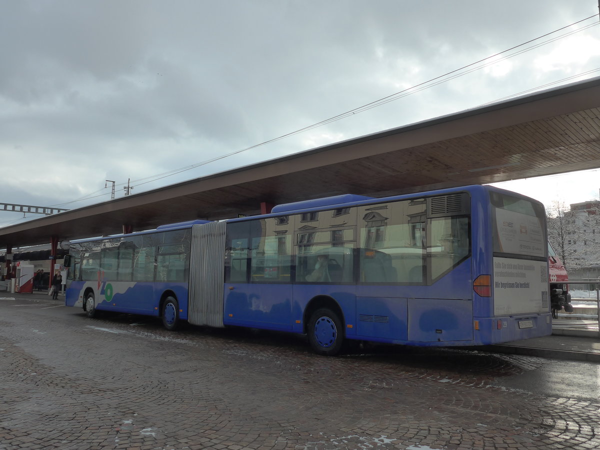 (186'885) - VZO Gr�ningen - Nr. 29/ZH 583'729 - Mercedes am 9. Dezember 2017 beim Bahnhof Wetzikon